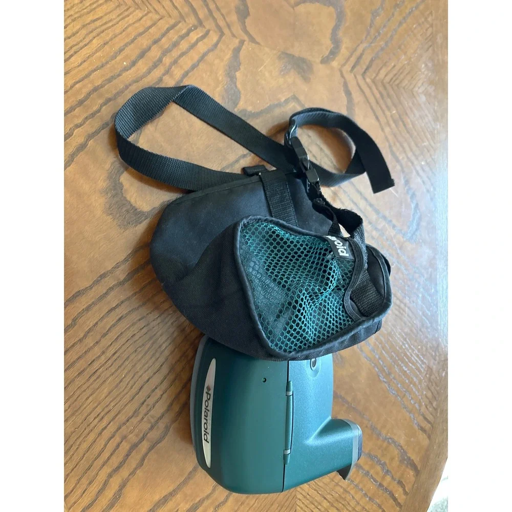 Polaroid OneStep Express Hunter Green 600 Instant Film Camera with Case As Is